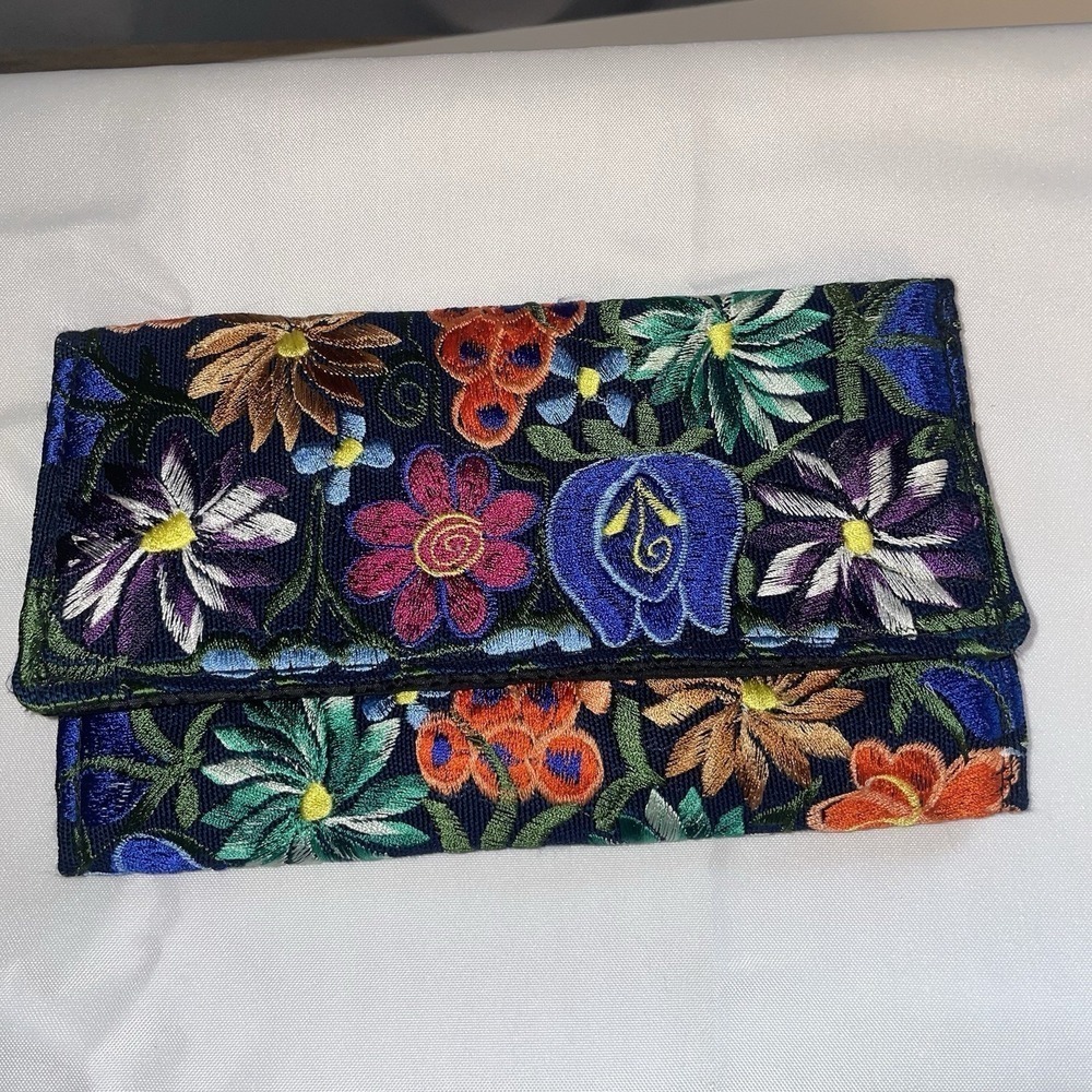 Embroidered Floral Clutch Wallet Pouch Card Holder Colorful Flowers Snap Close